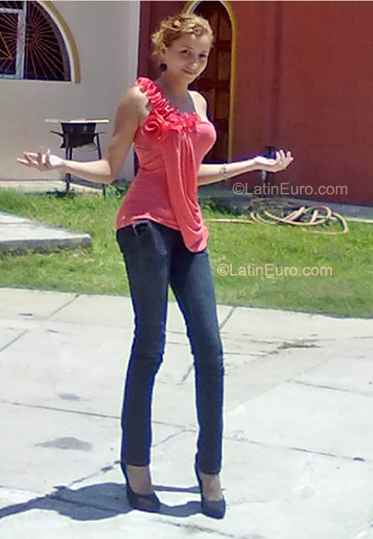 Date this exotic Nicaragua girl Lale from Managua NI73