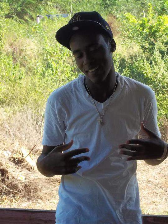 Date this tall Jamaica man _javid(j)_ from negril JM395