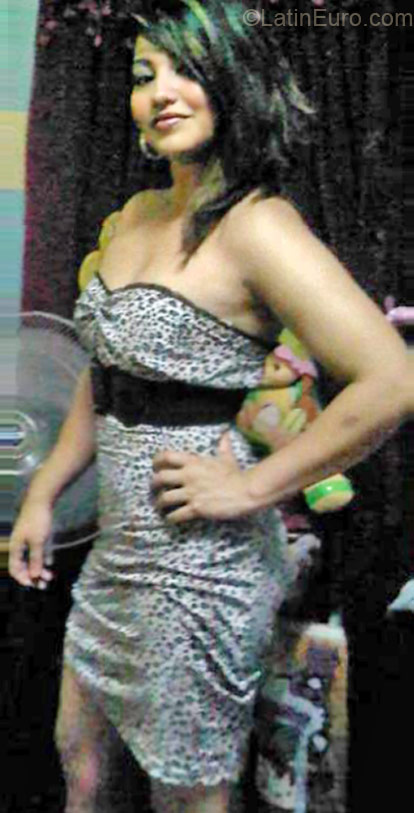 Date this good-looking Honduras girl Jami from San Pedro Sula HN523