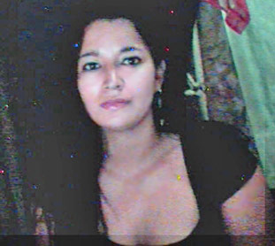 Date this passionate Honduras girl Claudia from Roatan HN539