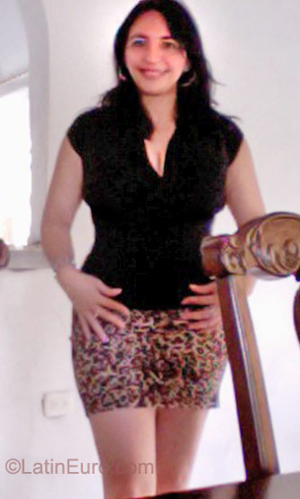 Date this georgeous Honduras girl Dariela from Tegucigalpa HN579