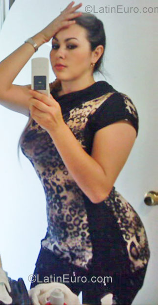 Date this charming Mexico girl Enriqueta from Guadalajara MX737