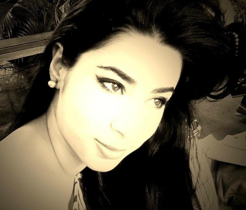 Date this stunning Nicaragua girl Glo from Managua NI102