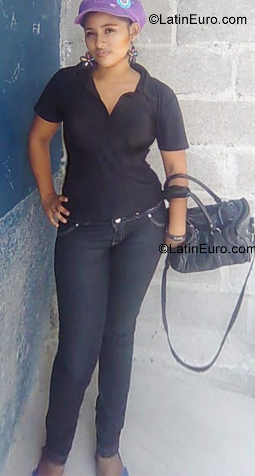 Date this gorgeous Honduras girl Katerin from San Pedro Sula HN622