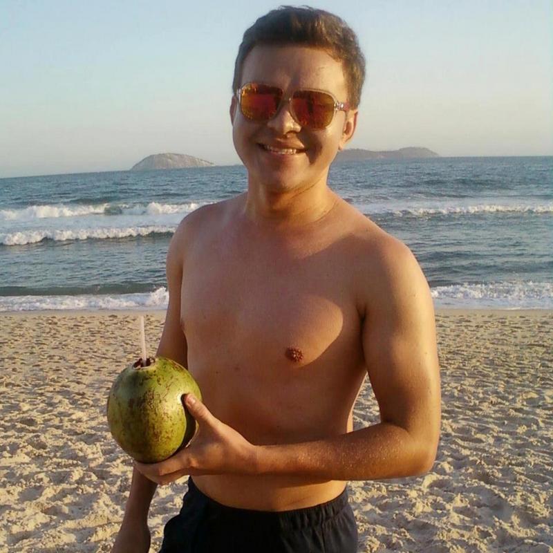 Date this nice looking Brazil man Diego from Rio De Janeiro BR6597
