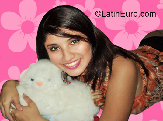 Date this stunning Nicaragua girl  from Managua NI107