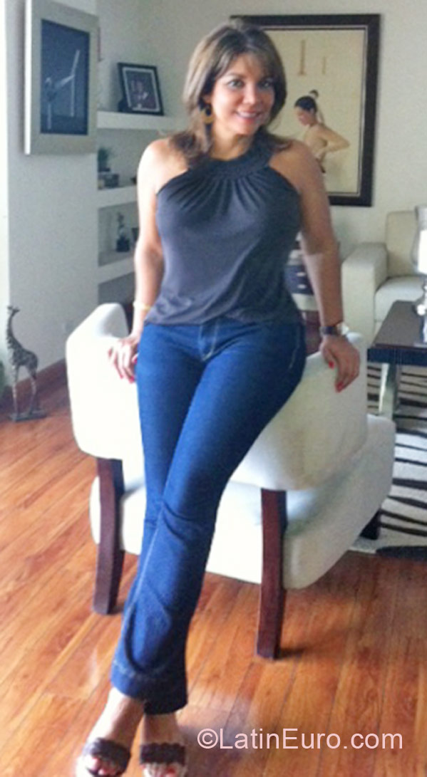 Date this cute Panama girl Lorena from Panama City PA381