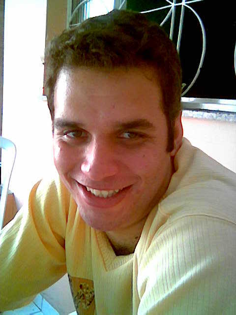 Date this athletic Brazil man Alex from Governador Valadares BR6767