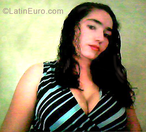 Date this stunning Honduras girl Blanca from San Padro Sula HN767