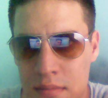 Date this young Colombia man Andrei from Cali CO12057