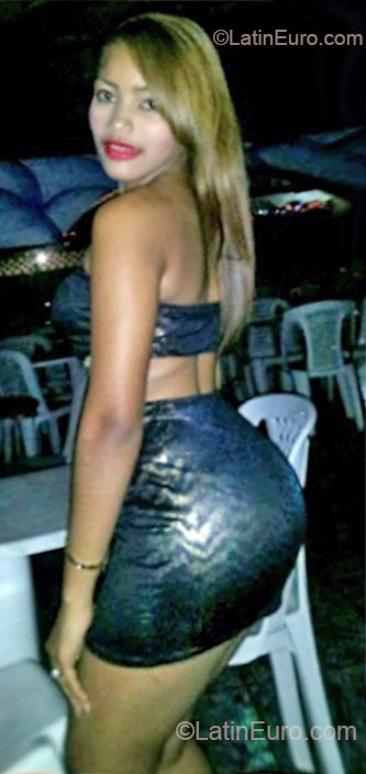 Date this stunning Dominican Republic girl Karen123 from San Francisco De Macoris DO15019