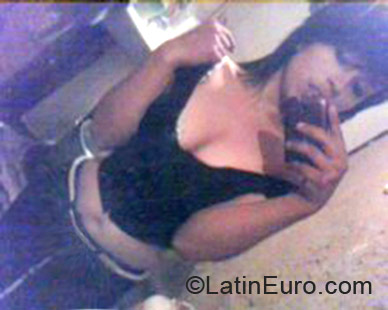 Date this good-looking Mexico girl Norma from Guadalajara MX1027