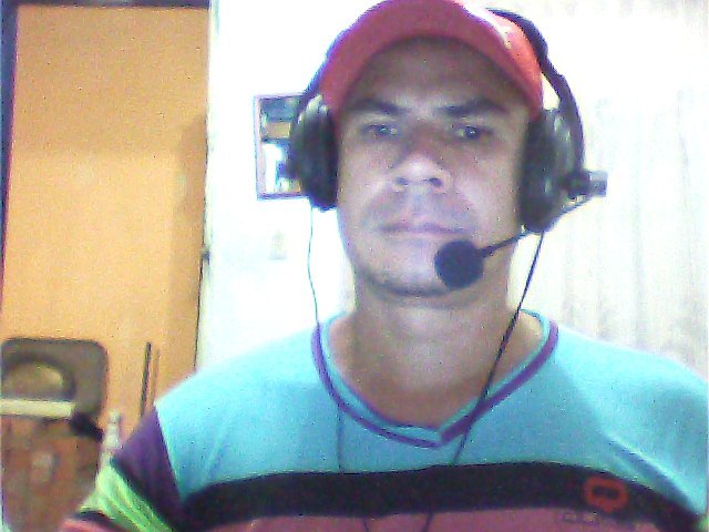 Date this georgeous Colombia man Carlos alberto from Cali CO12851