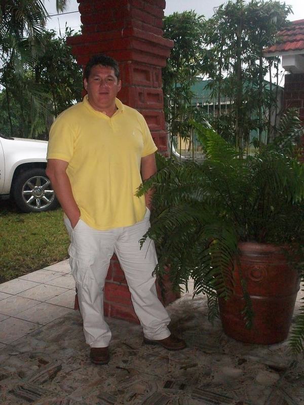 Date this lovely Mexico man Arnulfo from Villahermosa MX1075