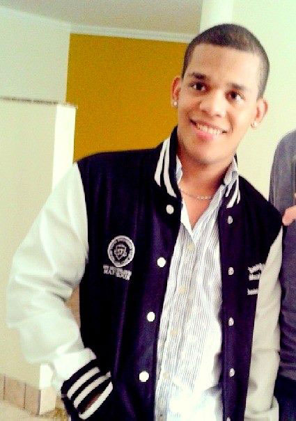 Date this hot Brazil man Weverton from Campo Grande BR7801