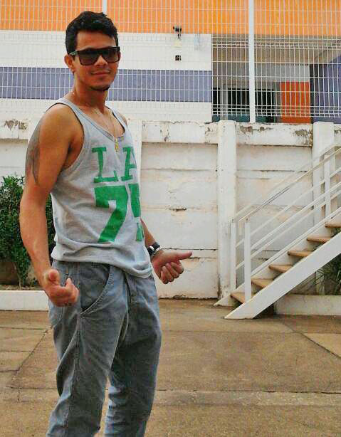 Date this pretty Brazil man Toni from Cuiaba BR7968
