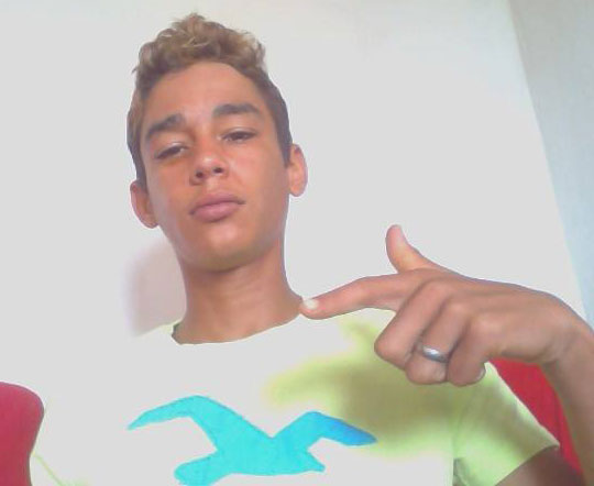 Date this hot Brazil man Wilker from Concelheiro Pena BR8160