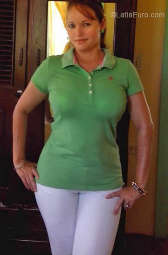 Date this nice looking Honduras girl Luisa from Puerto Cortes HN909