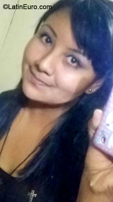 Date this lovely Peru girl Judith from Ica PE881