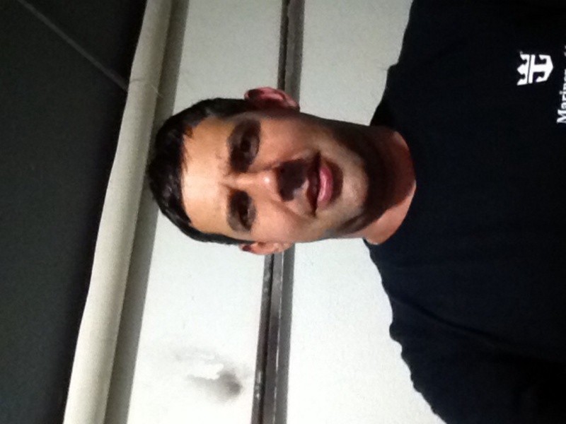 Date this hard body Brazil man Patrick from Vitoria BR8597