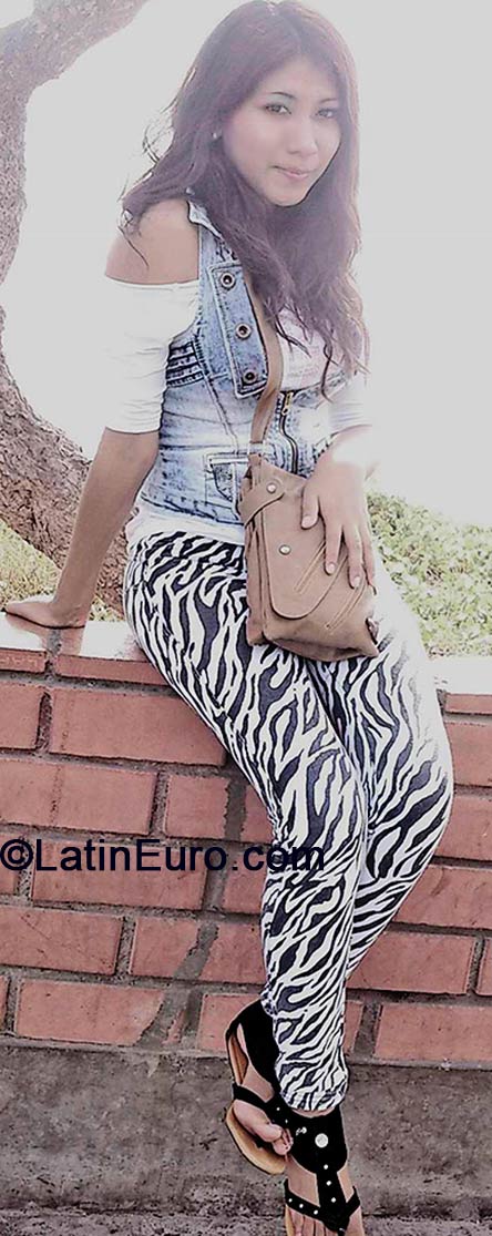 Date this young Peru girl Rous from Lima PE924