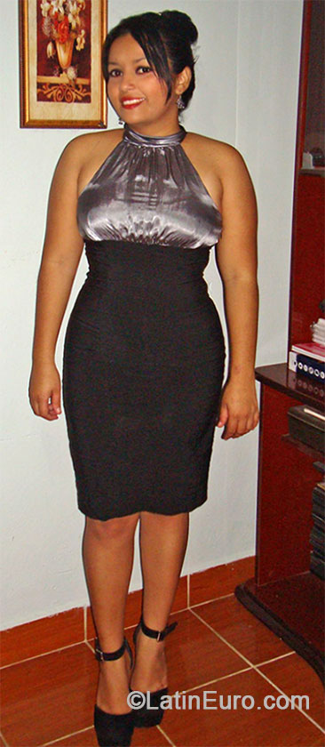 Date this young Honduras girl Jessika from San Pedro Sula HN975