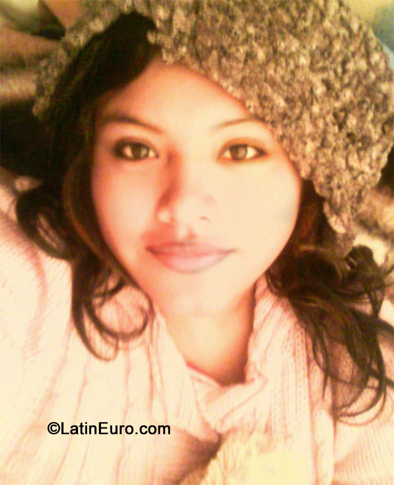Date this pretty Peru girl Anghysan from Arequipa PE983