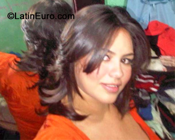 Date this funny Honduras girl Yulieth from Francisco Morazan HN1241