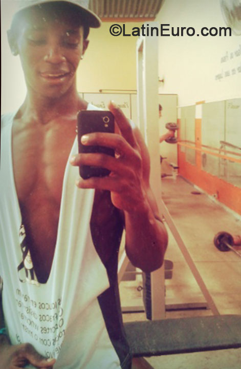 Date this gorgeous Brazil man Wilton from Uberaba BR8953