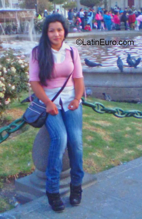 Date this voluptuous Peru girl Avryl from Cusco PE1029