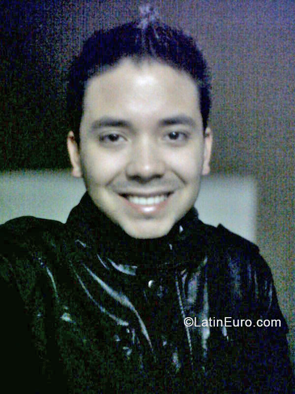 Date this hot Panama man Daniel from Panama City PA484