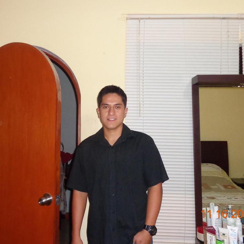 Date this voluptuous Peru man Victor from Trujillo PE1040