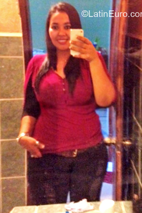 Date this hard body Honduras girl Lizbeth from San Pedro Sula HN1436