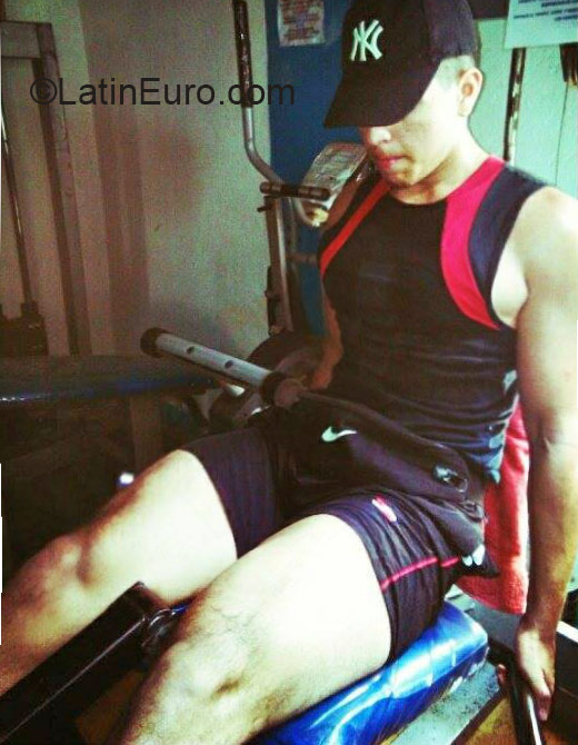 Date this cute Colombia man Tico from Cali CO17076