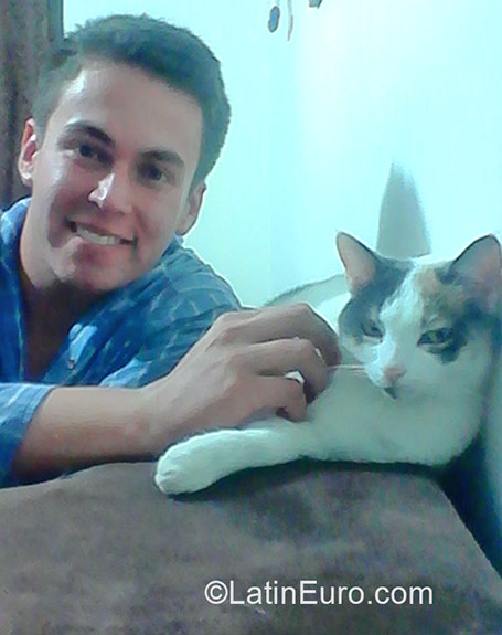 Date this passionate Colombia man Jair from Manizales CO17451