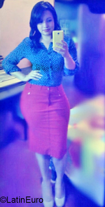 Date this fun Honduras girl Diana from Villanueva HN1546