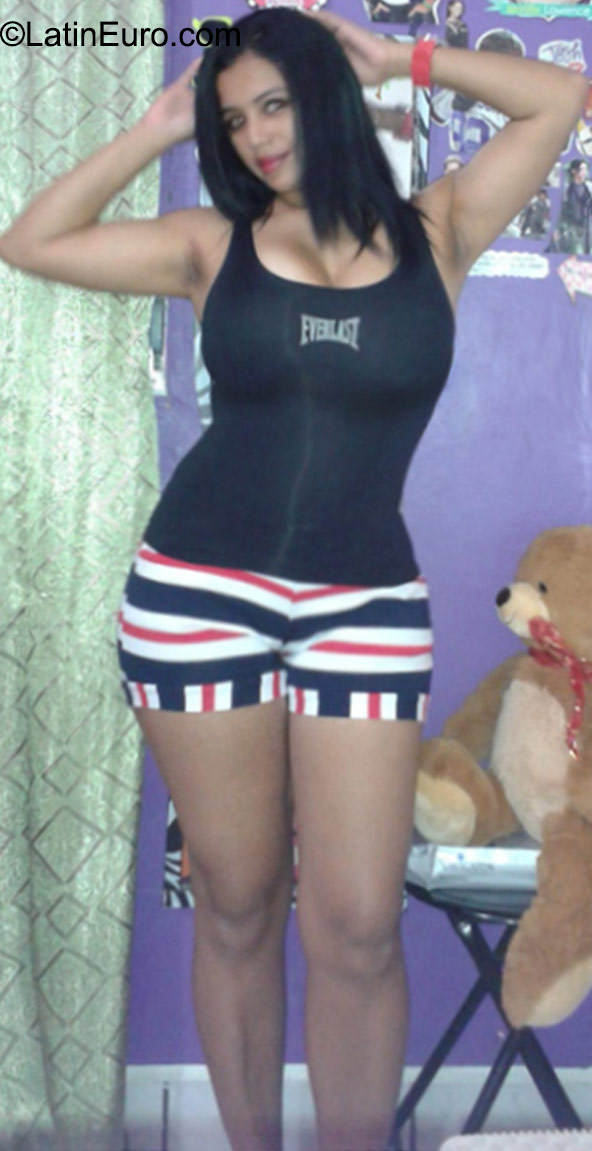 Date this delightful Honduras girl Nilda from Olanchito HN2571