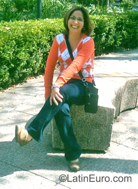 Date this athletic Mexico girl Lydia from Ciudad Juarez MX1452