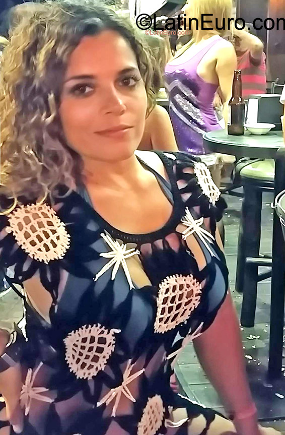 Date this hot Mexico girl Betty from Ciudad Obregon MX1454