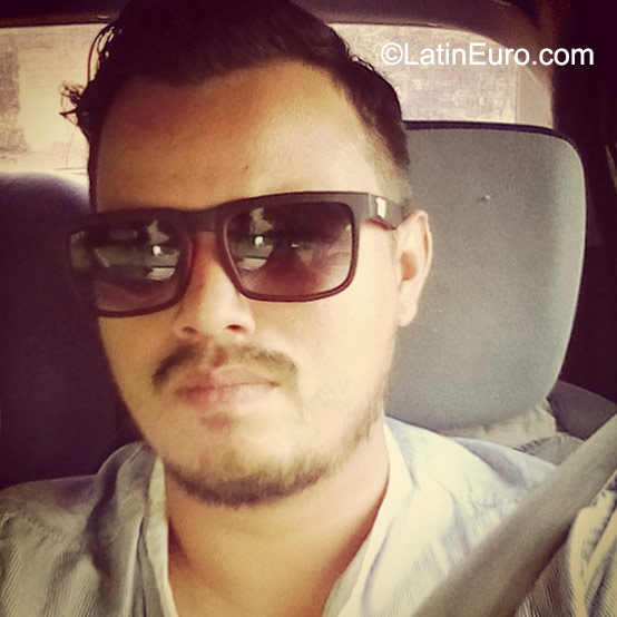 Date this passionate Panama man Cesar from Panama City PA699