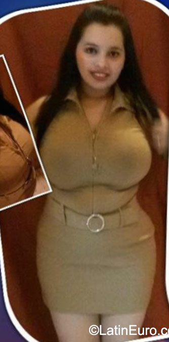 Date this good-looking Honduras girl Yesy from Santa Barbara HN1747