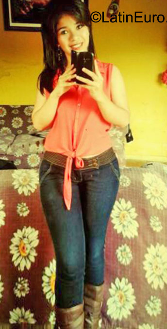 Date this hot Honduras girl Jennifer from Tegucigalpa HN1760