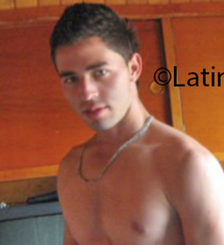Date this young Colombia man Daniel from Bogota CO18537