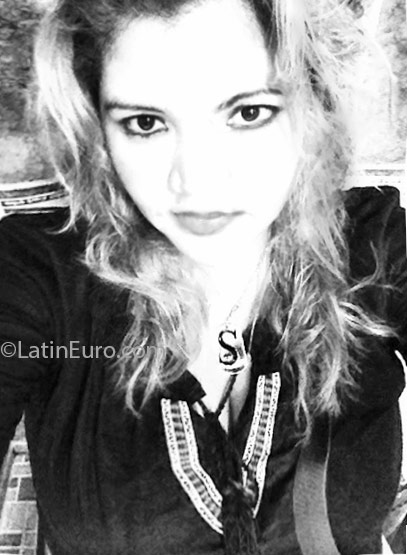 Date this exotic Honduras girl Sehira from Tegucigalpa HN1954