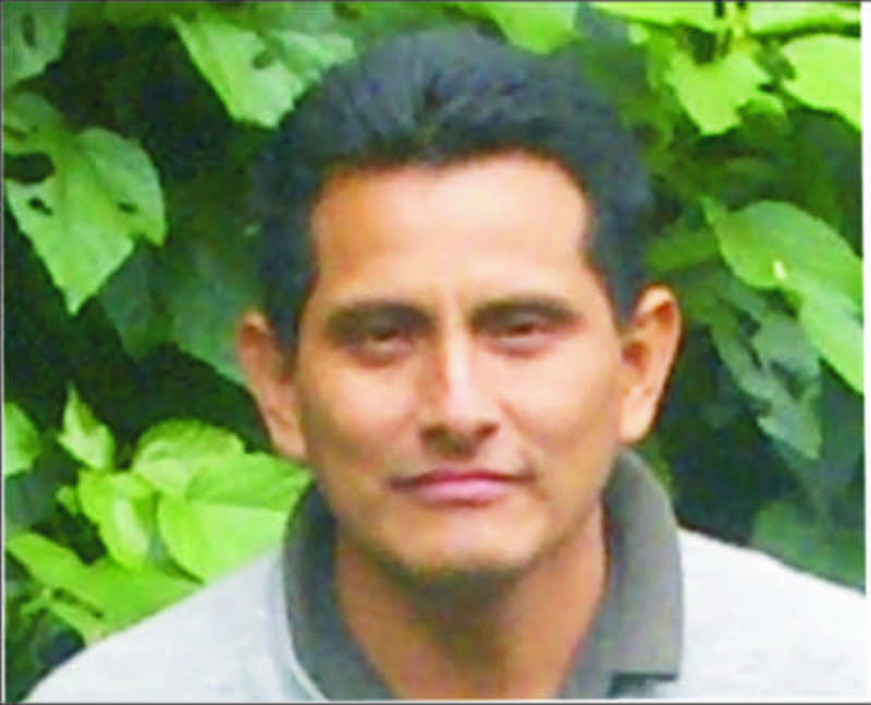 Date this gorgeous Peru man Leonardo from Panama PE1086