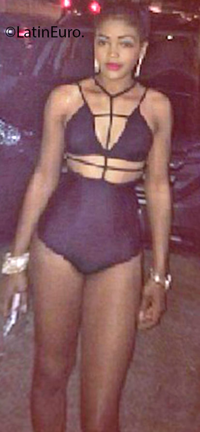 Date this tall Jamaica girl Monique from Montego Bay JM2291