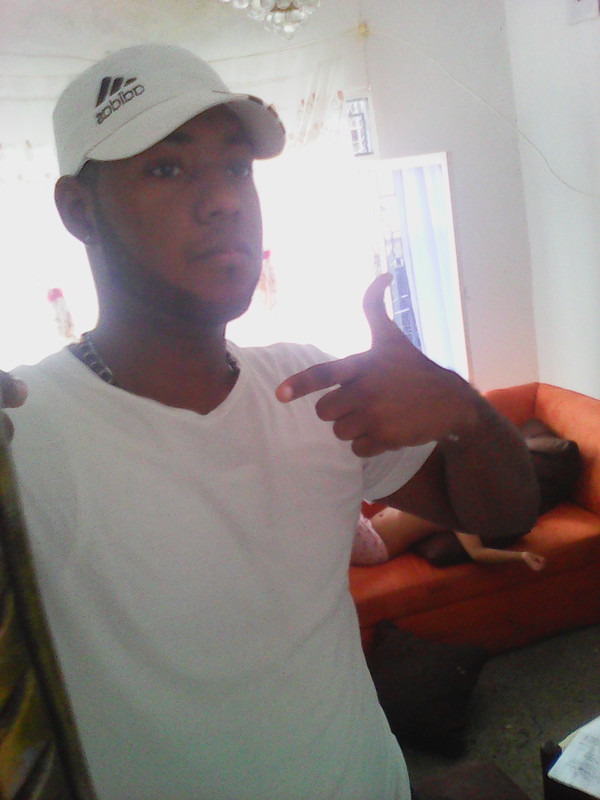 Date this foxy Colombia man Kevin from Buenaventura CO18882