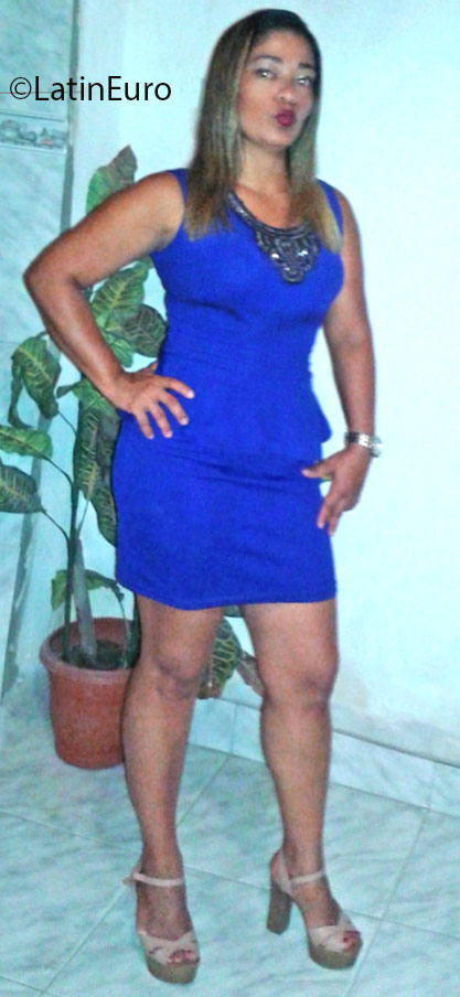 Date this exotic Brazil girl Kamila from Recife BR9652