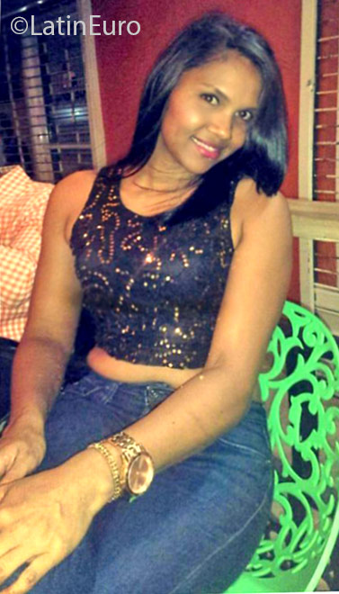Date this tall Dominican Republic girl Katy from San Francisco De Macoris DO25792
