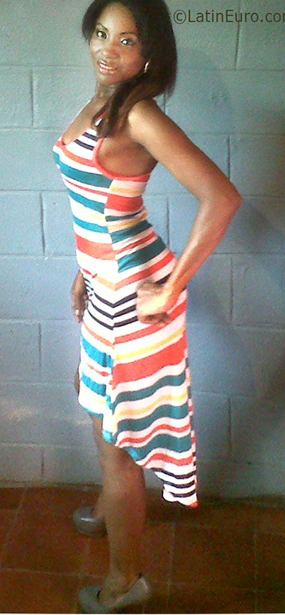 Date this hot Honduras girl Tanya from Tegucigalpa HN2487